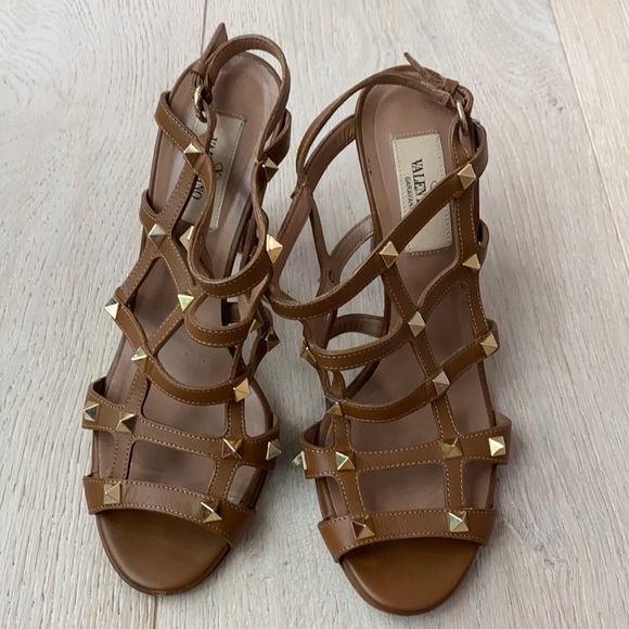 Valentino heels - Picture 1 of 4